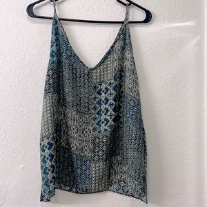 💙🦋Blue Patterned Tank🦋💙